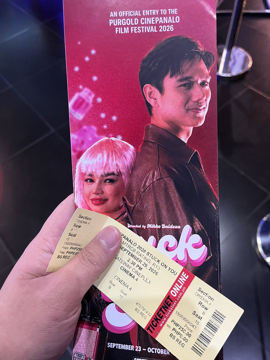 kiomilio's tweet photo. If you want a brainrot film na tatawa ka lang and kikiligin? Please watch Stuck on You!🍿

Bentang benta mga banat ni Xyriel you’re truly a generational talent. Max is easily my favorite role of River’s so far. His line delivery improved so much and that undeniable charm gives total leading man vibes, plus ang sarap niya Lord! (Sorry Emilio😭) Also shoutout to the supporting cast, ang galing niyo lahat!

#stuckonyou