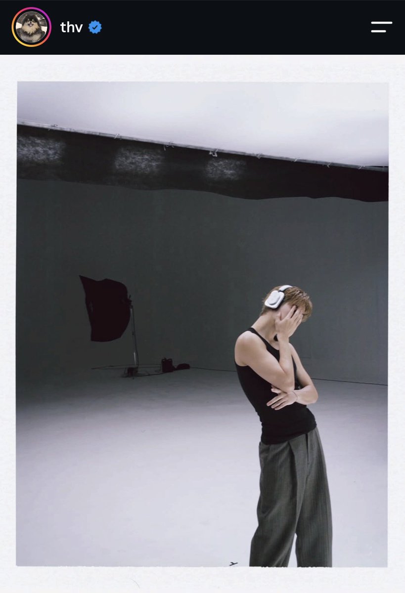 7btsfilmout's tweet photo. TaeBear [ig post 29.09.2026]
🐻: #/ad @/nothing

NOTHING (V)
NOTHING GLOBAL AMBASSADOR V
TAEHYUNG FOR NOTHING
#TAEHYUNGxNOTHING
#VxNOTHING

#KimTaehyung #V #뷔 #김태형 #BTSV #BTSonInstagram #BTS #방탄소년단 #아포방포 #아미 https://t.co/SPiwDycHg3