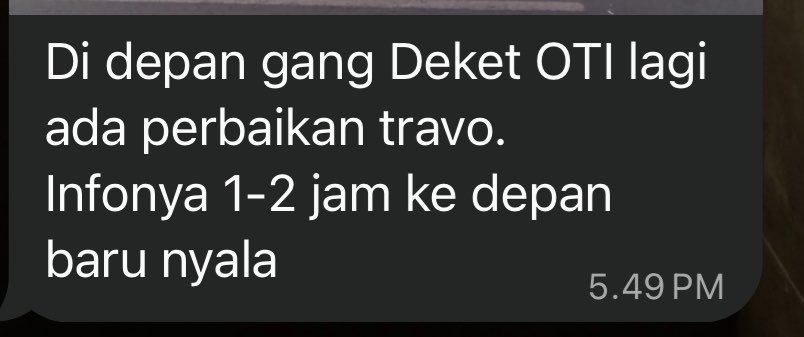 onsaturdaynite's tweet photo. matlis hampir 5 jam dong berarti? pln busuk kaya gini kudu komplain ke siape lagi si 🤣🤣😂 disuruh balik ke jaman batu kali ye gada listrik mandi di sungai mau makan kudu gosok batu dulu. https://t.co/qN2P2bJD7p