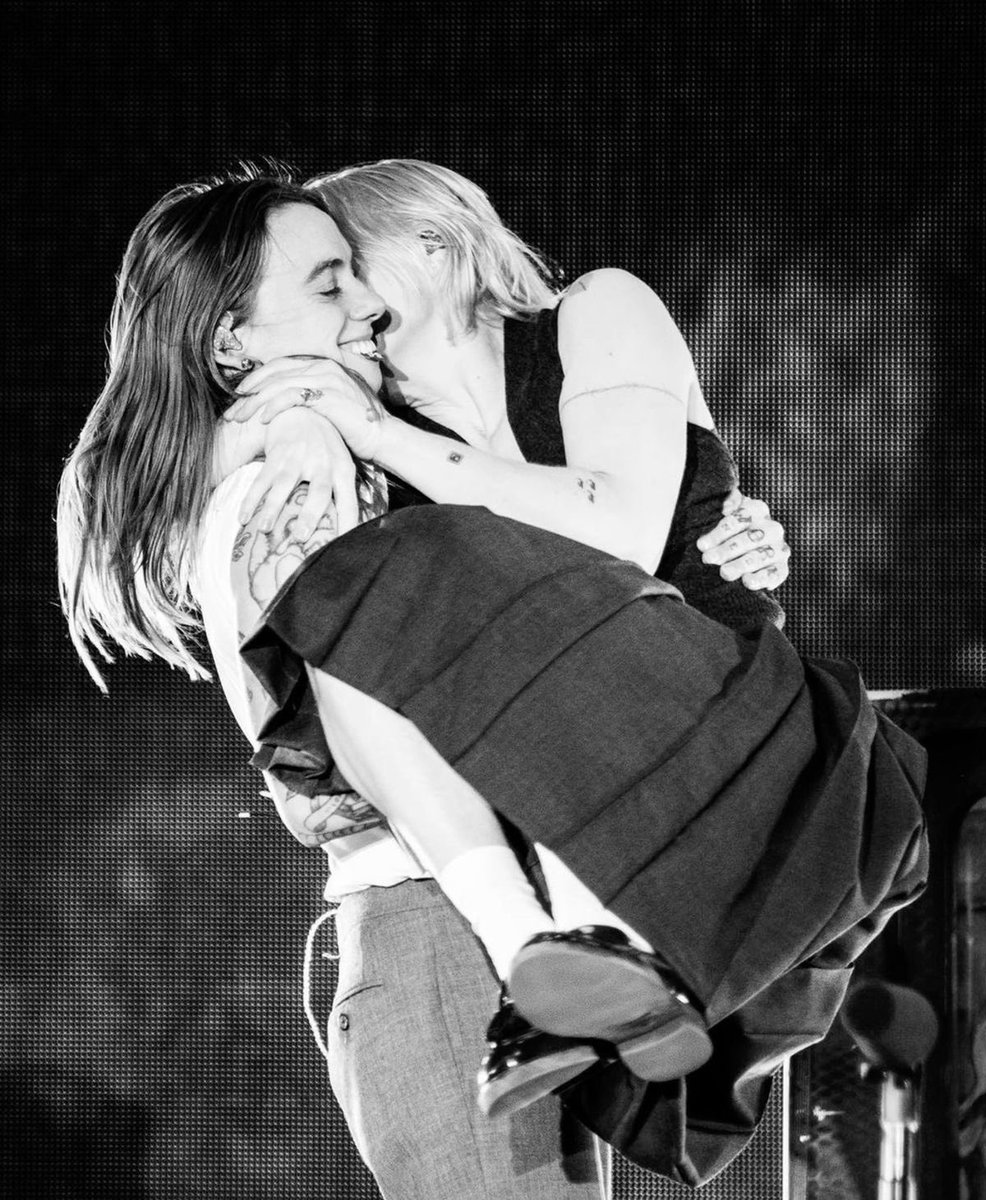 sourcebridgers's tweet photo. Happy 31st birthday to the talented Julien Baker 🩶 https://t.co/gCsRfXJMZS
