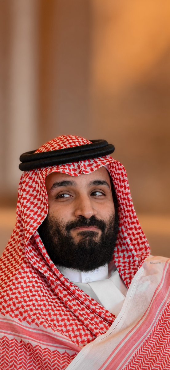 5aledzMBS's tweet photo. يا مصبحٍ في كل قلب وممسيٍ في كل عين
قلبٍ تربع فيه يفنى عن ربيعك ما برا

يا أغلى ربيعٍ شوفته لحظة تسر الناظرين
يا منظرٍ ماله تحت سبع السماوات نظرا

يا كاسيٍ رياض عزك من رياض الصالحين
يا من كتبت المجد للتاريخ يقرا من قرا

#محمد_بن_سلمان‌ https://t.co/nIj5p92bVp