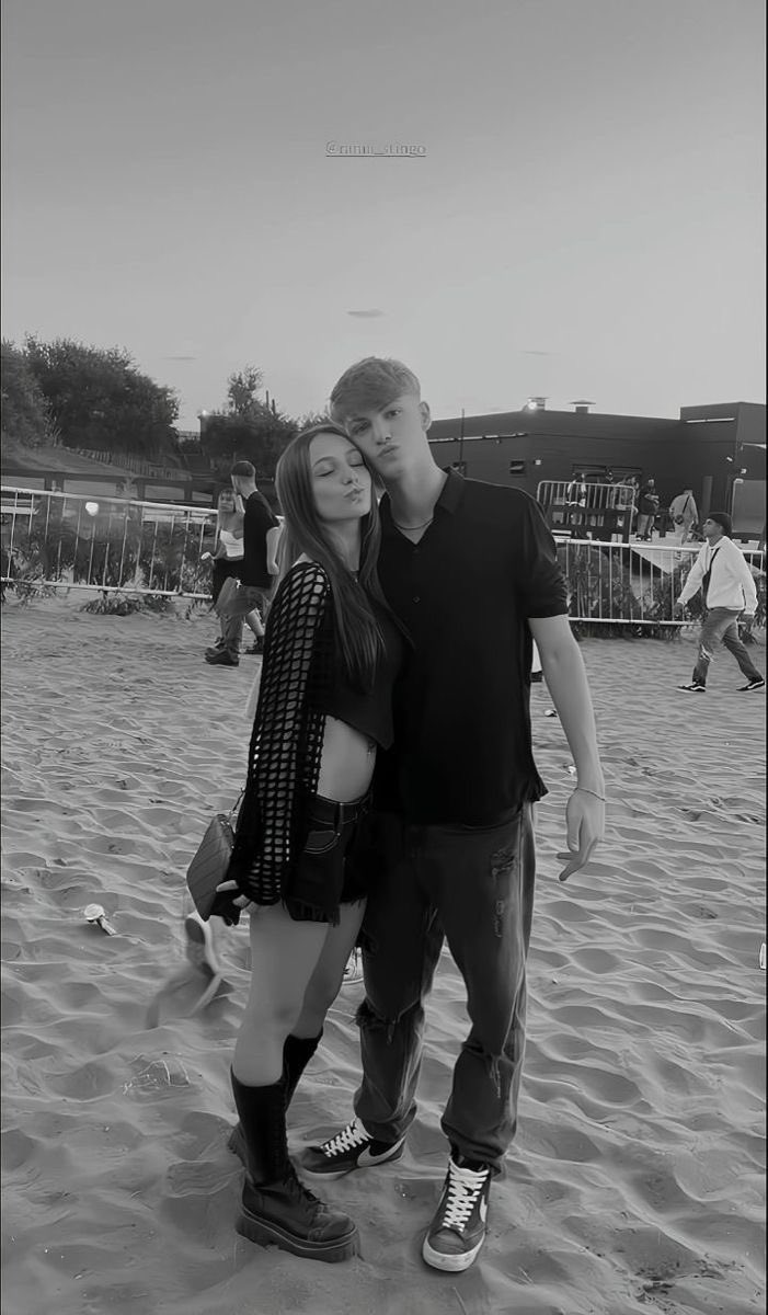 __sarahblackk's tweet photo. @ddisfaccien 🖤 https://t.co/LBQ13Vz9lc