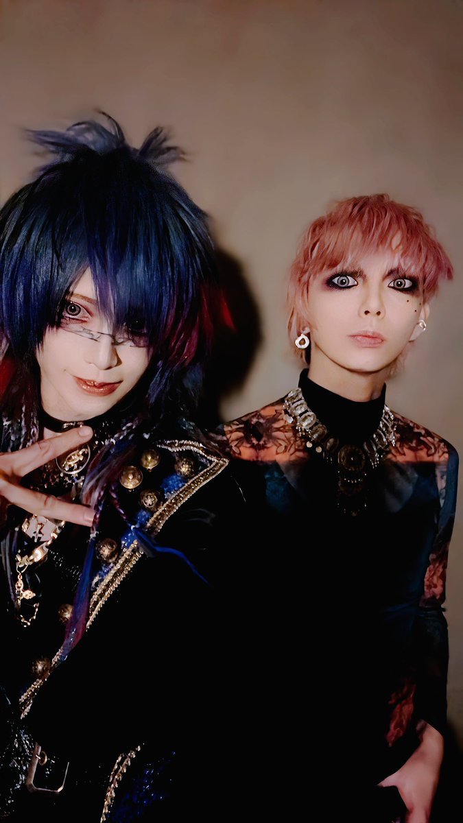 tsurugi_brain's tweet photo. バグサミありがとう！！
大好き！すげー楽しかった
今日の記録だ！
RAZOR剣 × lynch.悠介

ゆうこりんげっと

また逢いに来てな
お酒の飲み過ぎ注意⚠️ https://t.co/2RifoVINE8