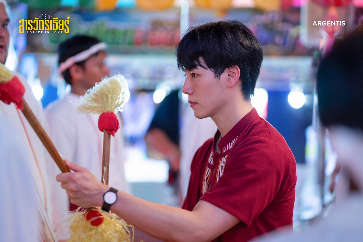 itsmeploys's tweet photo. เฮียวอร์ถาปัตย์ดิวะ ! https://t.co/CsI2bp4MtF