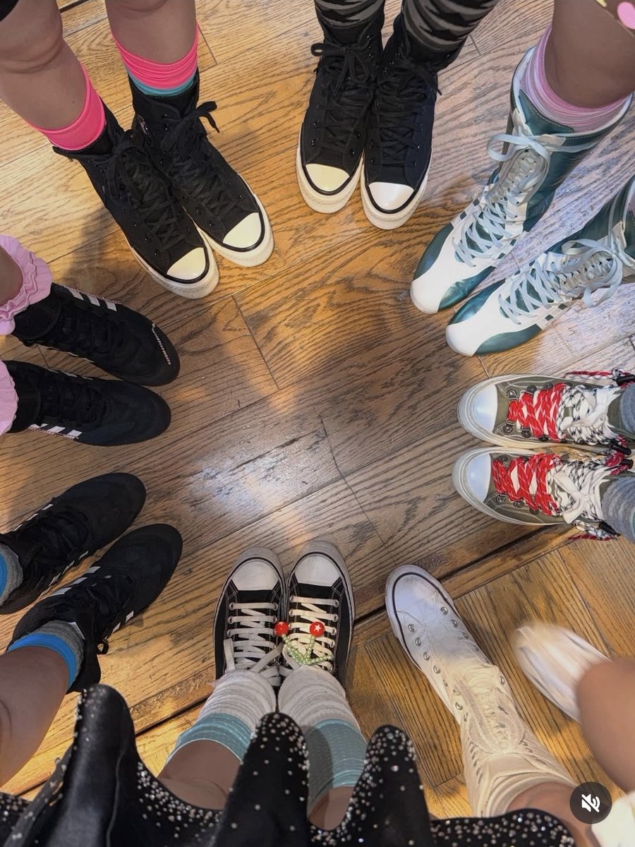 EverythingUnis_'s tweet photo. Yunha ig updateeee~
I miss my ot8 sm 🥲

https://t.co/YjLR4XkYkr

#UNIS #유니스 #ユニス 
#YUNHA #방윤하 https://t.co/DieBSobfUR
