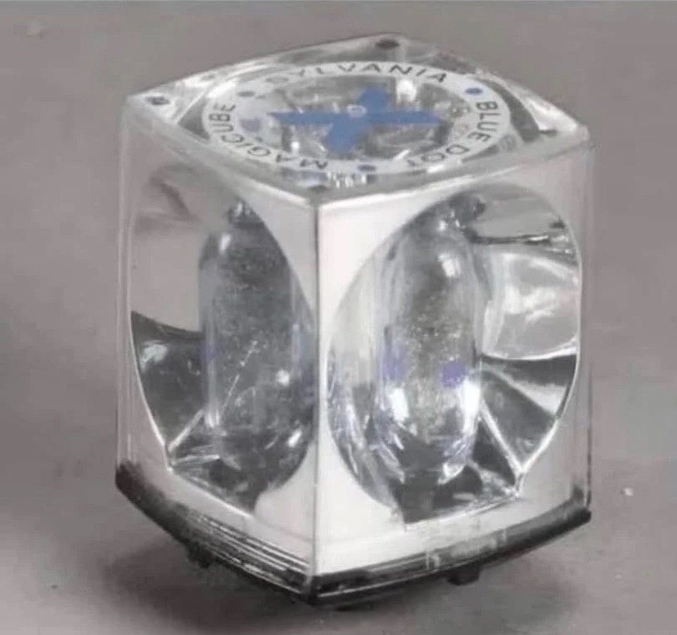 misssidras's tweet photo. Nobody knows what is this 😔 Do you know anything? https://t.co/t5pV56LBFM