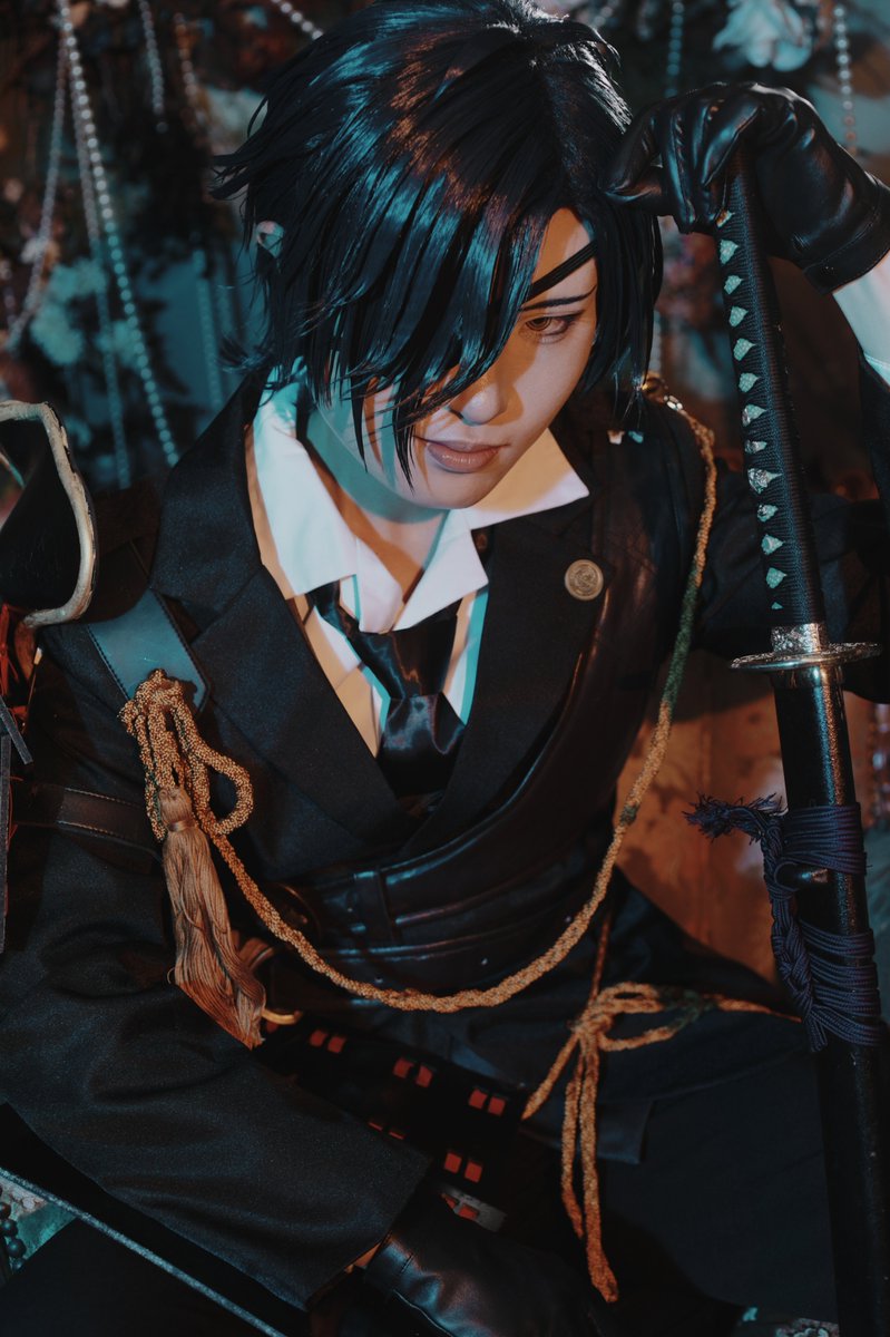 Athu32's tweet photo. ※Cosplay※
刀剣乱舞/燭台切光忠
.
.
─刀派 長船
.
.
.
studio・photo:パリュールさん
(@studio_parure ) https://t.co/c7mq2hS2FU
