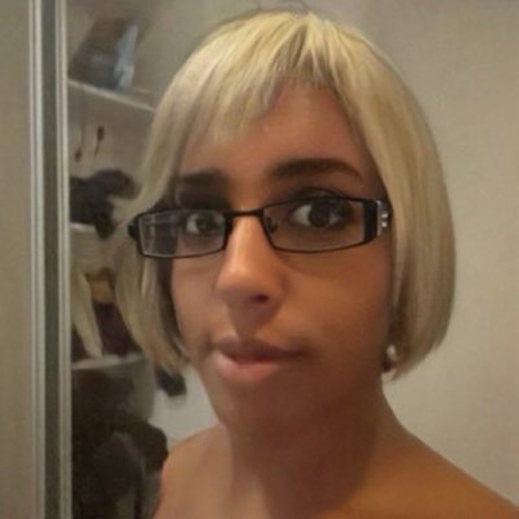 Enzoreallydgaf's tweet photo. Arrête de chercher je suis là https://t.co/QkXAAxUXOL