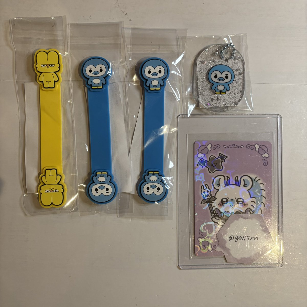 gowsxn's tweet photo. M!LK シャカレボ カプセルレボリューション 交換 買取 譲渡

譲￤ケーブルバンド吉田・塩﨑
       キラキラアクキー塩﨑

求￤ハートアクリルチャーム以外の佐野
        巾着

郵送でのお取引📮気軽にお声がけください♪ https://t.co/0cEKI03u9c