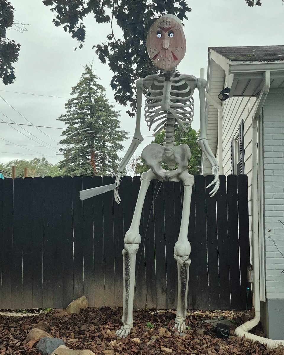 LVwithLove's tweet photo. New on the map: Lucious on Fairland Ave., in Bethlehem  💀

Lucious stays up all year, but for Halloween he’s doing his best to look scary with a hockey mask and a 40-inch machete.

more at https://t.co/MZKJufLkYl

#SkeletonCrawl #LehighValley #BethlehemPA https://t.co/H5tlomBNM7