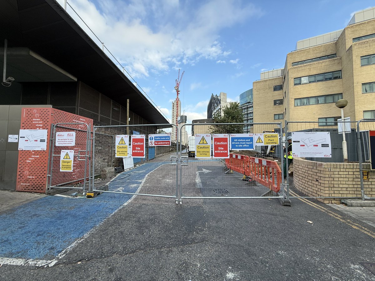 inpaddington's tweet photo. Work 🏗️ has now started to create the Fleming Centre @FlemingCentre in Paddington, a global resource for collaboration on antimicrobial resistance. Pedestrian 🚶 and cycle 🚲 diversion routes are now in place along The Bays, which will remain in place until 2029. https://t.co/5kNGuaYa3x