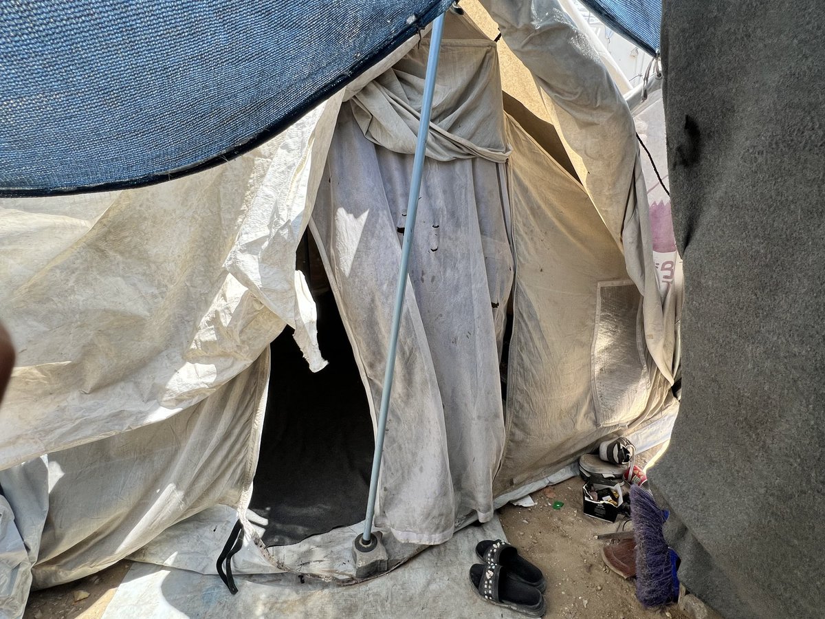 CaroleMary00's tweet photo. My friend Hammam is going through extremely difficult circumstances and facing more hardship than he can bear. Please don’t leave him alone during this difficult time🙏🙏

https://t.co/ijvkILZeR6 https://t.co/R19Zi15wsC