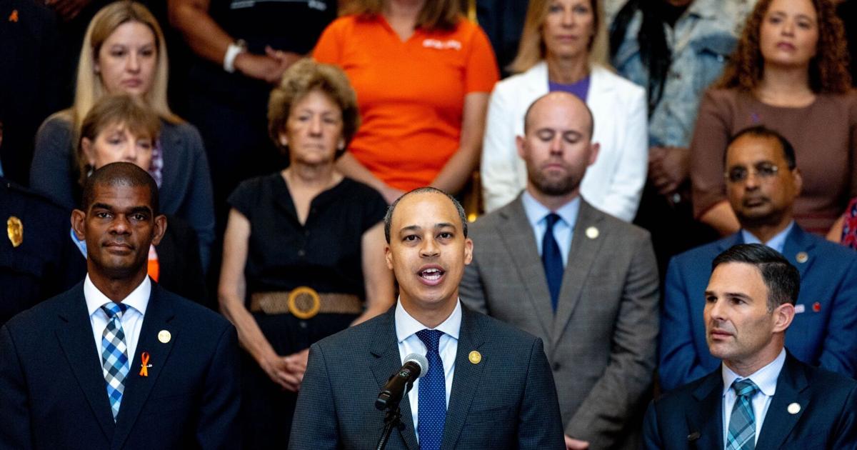 RTDNEWS's tweet photo. State attorney general launches investigation of cellphone-tracking firm used by City Hall ➡️ Find link to story in bio https://t.co/pQrKRWNAze