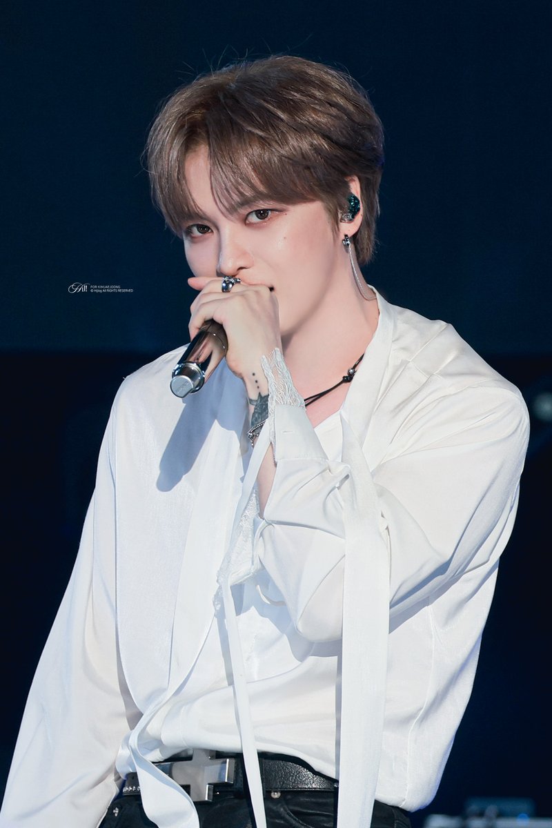Hijlog's tweet photo. 260926 SBI MUSIC CIRCUS
🫣🫣🫣
@bornfreeonekiss 💚
#김재중 #kimjaejoong #ジェジュン #金在中 https://t.co/45H1kFACdB
