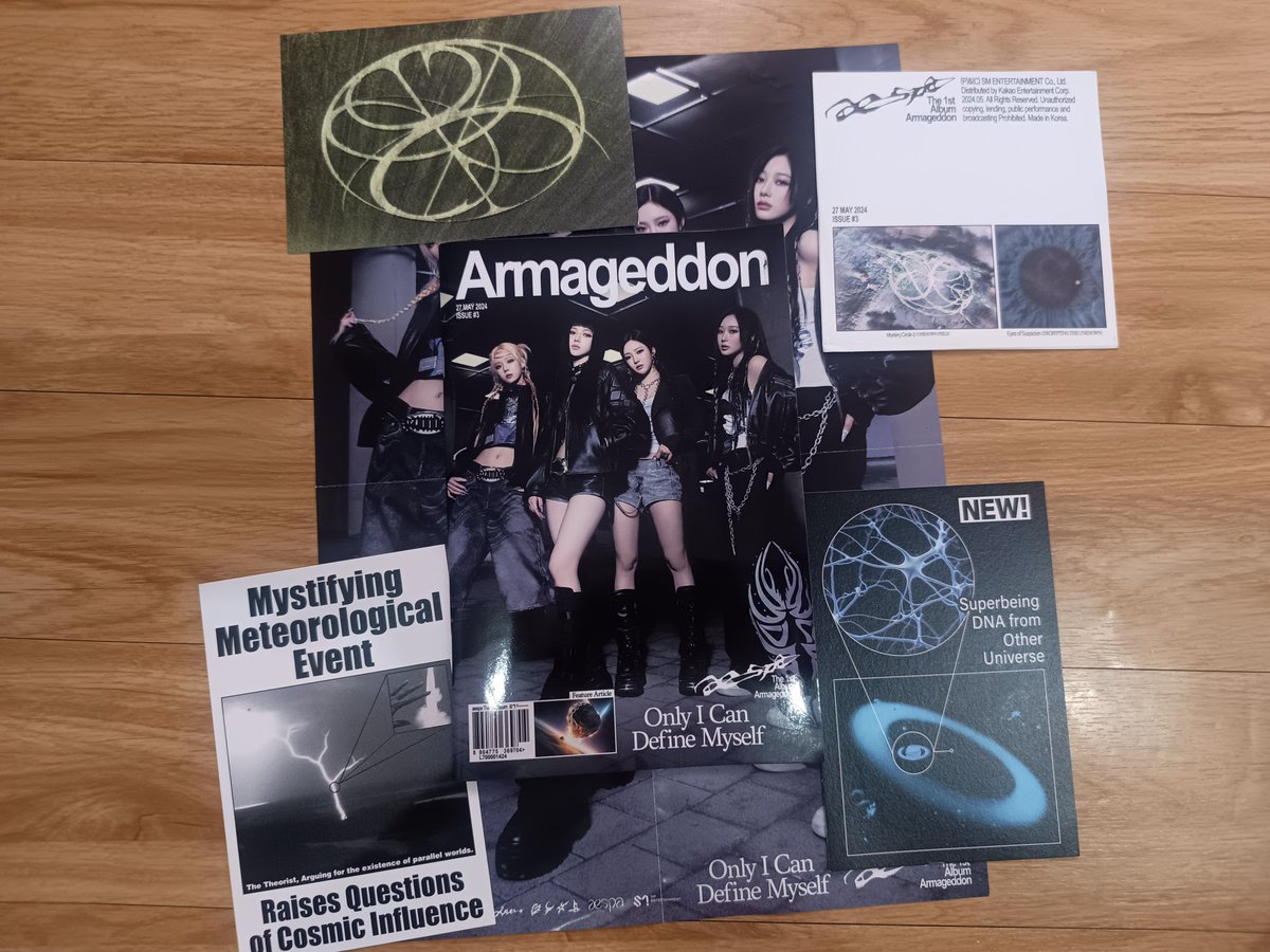 jaesahicartz's tweet photo. 🛒 #jaesahicartz

💌 wts lfb 
!! unsealed aespa armageddon zine ver. -  P200 + pf &amp; sf
(see inclusions)

📦 dop: payo or october 5
📦 via jnt !

reply or dm to claim! https://t.co/5uoDvGo6NR