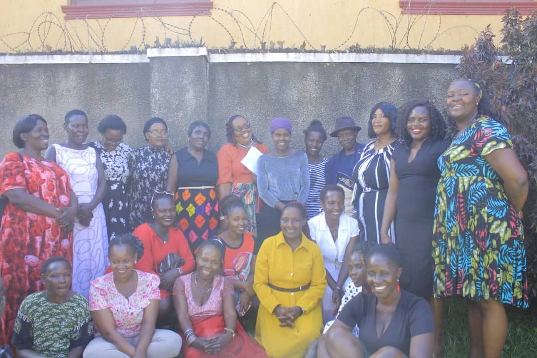 wellsofhope's tweet photo. Women often face heavier stigma, because many communities judge them more harshly for breaking the law. Some leave prison with nowhere safe to go, especially if they've been abandoned by family. Women also often have specific health and safety needs that prisons meet poorly. https://t.co/yZhE18Mnuk