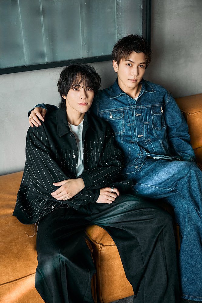 oggi_jp's tweet photo. 岩田剛典さん、山下幸輝さんにインタビュー🎤

世界20か国以上で上演され続けている人気ミュージカルを福田雄一氏の上演台本・演出により日本で上演され、話題を呼んできた『モンティ・パイソンのSPAMALOT』が、6年ぶりの再演決定！ 

インタビュー記事▶https://t.co/xuMLi3lpox

主人公のアーサー王を務める岩田剛典さん、ロビン卿役の山下幸輝さんにお話をうかがいました。

Oggiのインスタではお二人のインタビュー動画を公開中。こちらもぜひチェックしてくださいね。

#岩田剛典 #山下幸輝 #SPAMALOT

@T_IWATA_EX_3JSB
@qpitdef
@spamalot_jp