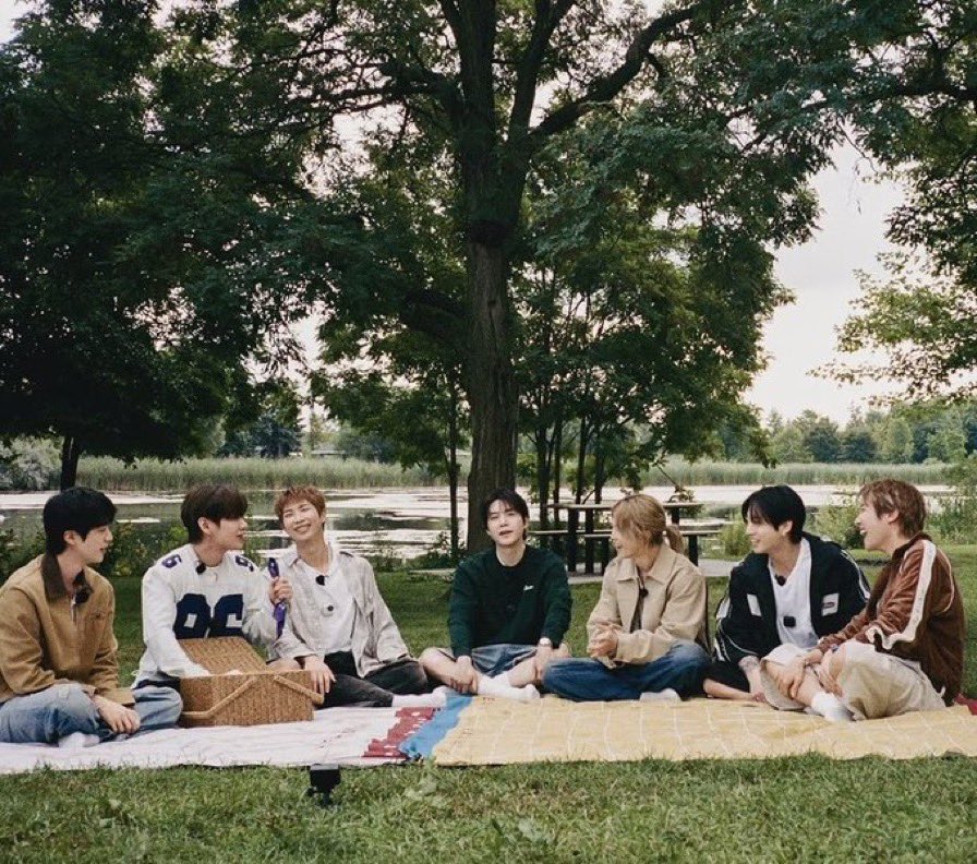 KookieeeeGirl97's tweet photo. @thefact_TMA @BTSGlobalCharts CONGRATULATIONS BTS ๐๐คฉ๐
BEST MUSIC <SPRING>
BEST MUSIC <SUMMER>
FANNSTAR CHOICE <GROUP>
#2026TMA #TMA #๋ํฉํธ๋ฎค์ง์ด์์ฆ #FANNSTAR #ํฌ์ค์คํ #๋ฐฉํ์๋
๋จ #BTS_ARIRANG https://t.co/kuZJ9sjL9M
