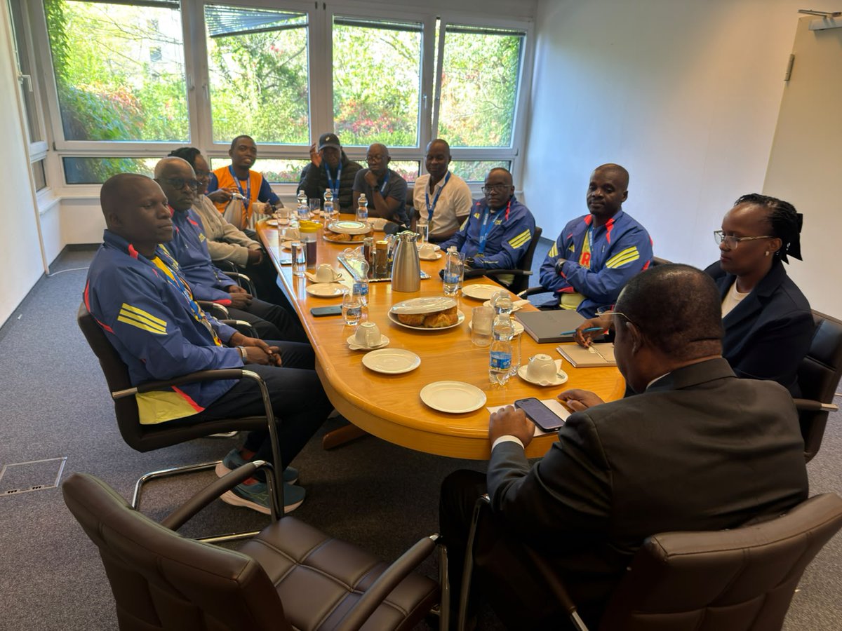 UgBerlinEmbassy's tweet photo. On invitation by Uganda's Ambassador to Berlin, H.E. Ambassador Stephen Mubiru, Ugandan runners who participated in the Berlin Marathon visited the Chancery of the Uganda Embassy in Berlin, where they were graciously hosted by Amb. Danny M. Ssozi, Deputy Head of Mission, and Amb. Jacqueline Wabyona Banana. The team of runners was led by Mr. Moses Rutahigwa and Mr. @rkabushenga.  In his welcome remarks, Ambassador Danny Ssozi congratulated the runners for having successfully participated in the Berlin Marathon and appreciated them for flying the Uganda flag high. He further pledged more support towards future events aimed at promoting Sports Diplomacy