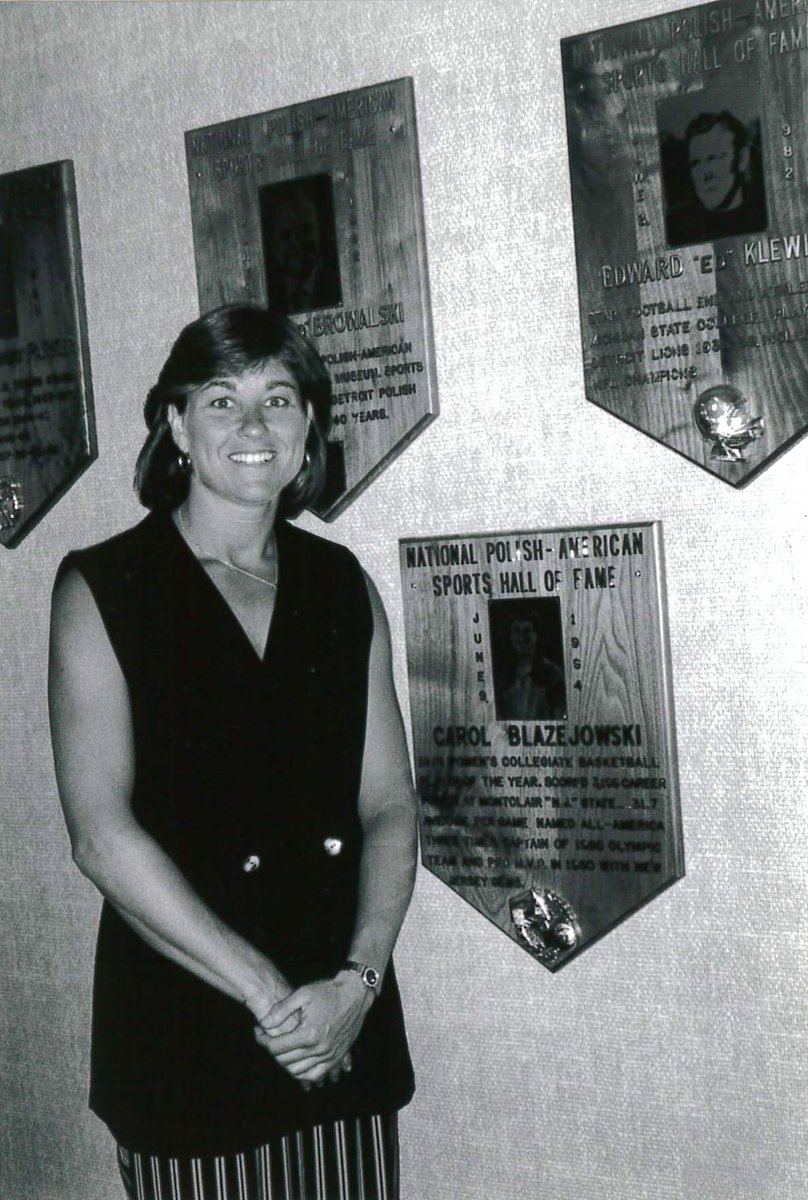 NPASHF's tweet photo. Happy birthday @NPASHF inductee Carol Blazejowski.“Blaze”was a trailblazer for women’s sports. When her collegiate career ended in 1978, she was the all-time Division 1 scoring leader. She was elected to the @Hoophall-1994. In 1999,she was inducted into inaugural class of @WBHOF https://t.co/fhpQiToQa7