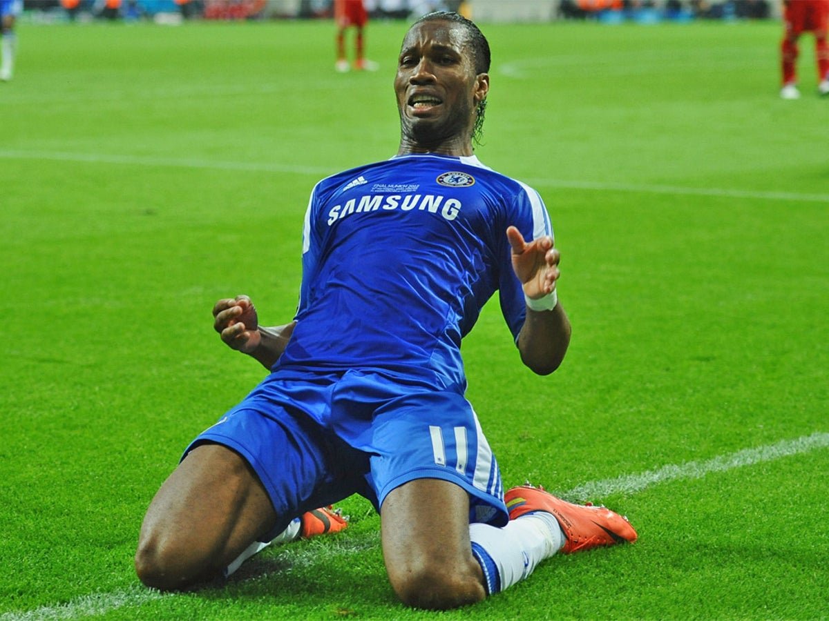 services38406's tweet photo. Who be your goat during their era ?? 

Drogba                                        or         Rooney https://t.co/IqT3w8TWsD