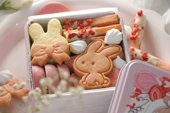 Freria_inverse's tweet photo. ご紹介いただいてます ~！🐰🎀
リポスト・引リツとっても嬉しいです.ᐟ.ᐟ

よろしくおねがいします！

(千代田区に行ってもフレリア・ランヴェルセには会えません)
#リアンアンドショコラ https://t.co/SPnR6OQD4y