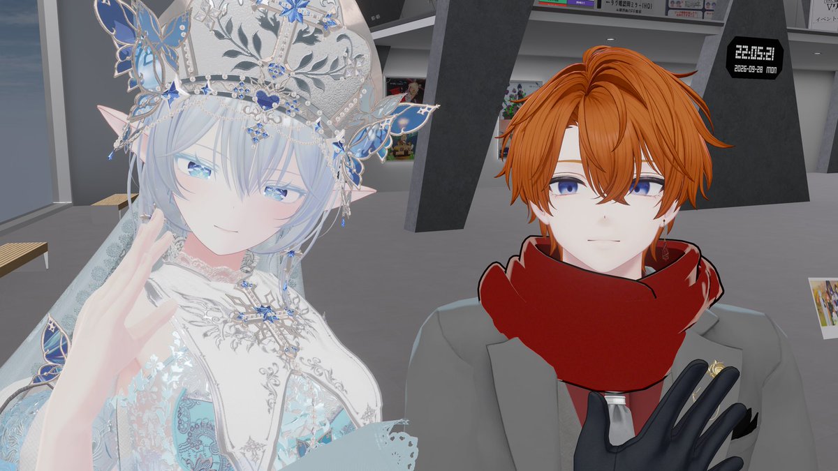 Tomo_Tanuki's tweet photo. タルタルとのツーショ
メイド長と司令官
2人の女皇と挟まるミルティナ
ぱおれさんキィニチと愚者さんタルタルから武器を渡されて、なんか岸田✕ルみたいになってしまった女皇
 #Vワット https://t.co/UVuuFq5oti