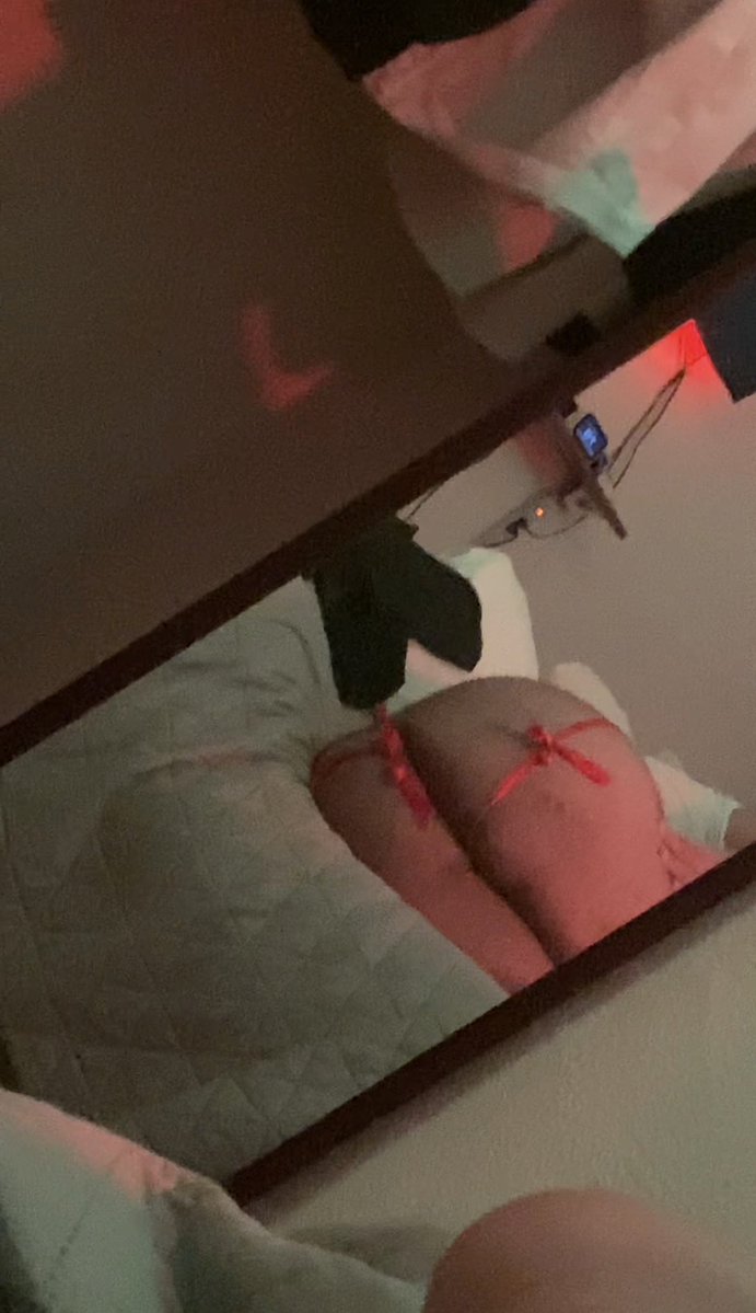 ohhhney5's tweet photo. A quien le gustan las culonas? 🍑🥵💦
RT y te paso un video de mi galería 😉 https://t.co/agRB2dZ3Ob