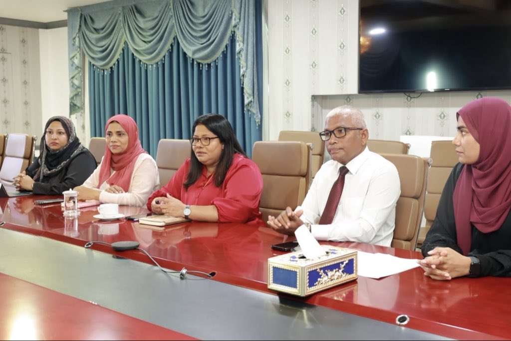MoHmv's tweet photo. Minister @geelaali met with the Disability Council of Maldives to discuss key priorities, ongoing initiatives and the Disability Council Action Plan 2026.

The meeting focused on strengthening coordination and advancing inclusive policies, services and opportunities for persons with disabilities, with a shared commitment to building a more inclusive and accessible Maldives.