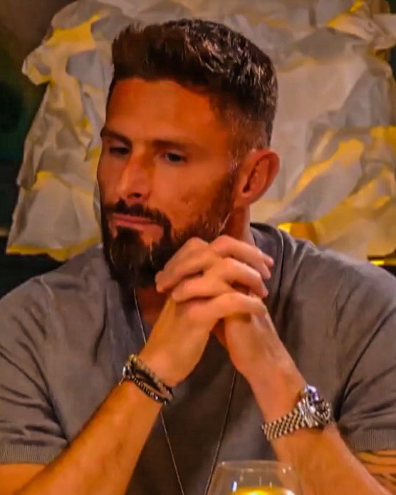 eurofootcom's tweet photo. 🚨🇫🇷 𝐁𝐑𝐄𝐀𝐊𝐈𝐍𝐆 | Olivier Giroud (39) says he's likely to RETIRE at the end of the season. 👋 

Giroud: "As a player, I think this is very likely my final season. That's why I'm savoring every moment."

He has won 13 trophies and has 480 goal contributions in 943 games. ✨ https://t.co/YcRS8nGyOZ
