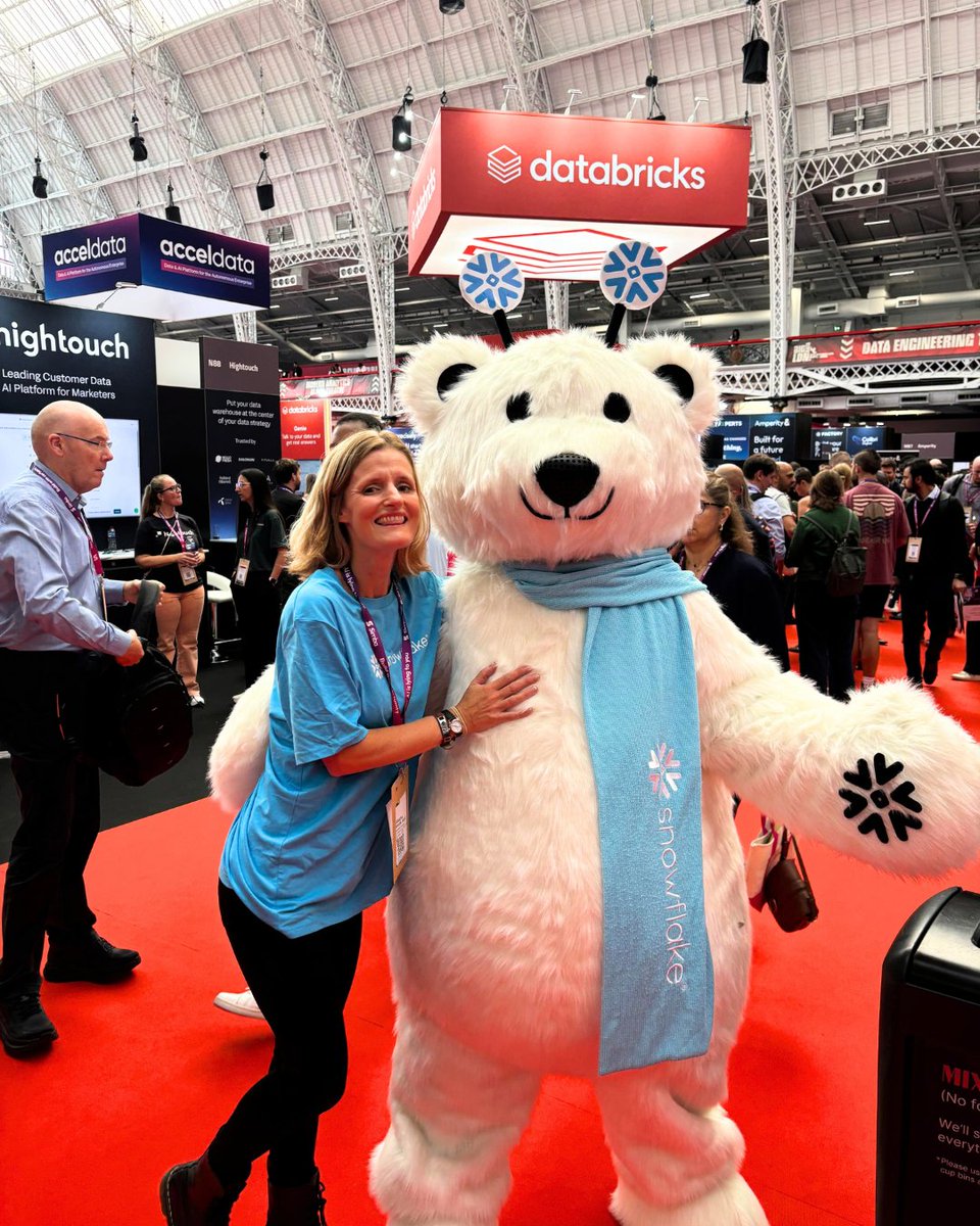 BigData_LDN's tweet photo. Just last week, #BigDataLDN 2026 brought together data, AI and analytics professionals from across the globe for two incredible days of ideas, innovation and connection.

📌 Register your interest for Big Data LDN 2027: https://t.co/Cqy3Aycp5C

#DataInnovation #AIInnovation https://t.co/mtXguD0rJv