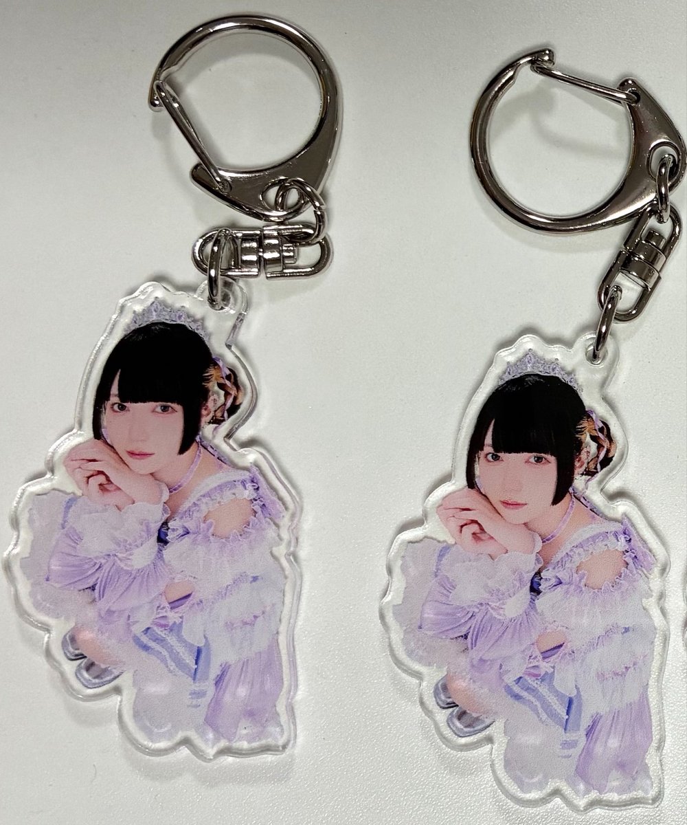 hamayuu_kyuru's tweet photo. きゅるりんってしてみて きゅるして
幕張衣装  グッズ交換 ランダムアクキー
ランダムアクリルキーホルダー

【譲】 💜
※定価（1,000円）での買取可
（郵送の場合は+送料（140円）でお譲りします）

【求】 🩷❤️

郵送またはKアリ現地での交換お願いします‼️
お心当たりの方、お声掛けください‼️🙇🏻‍♂️ https://t.co/28NYMFr2cn