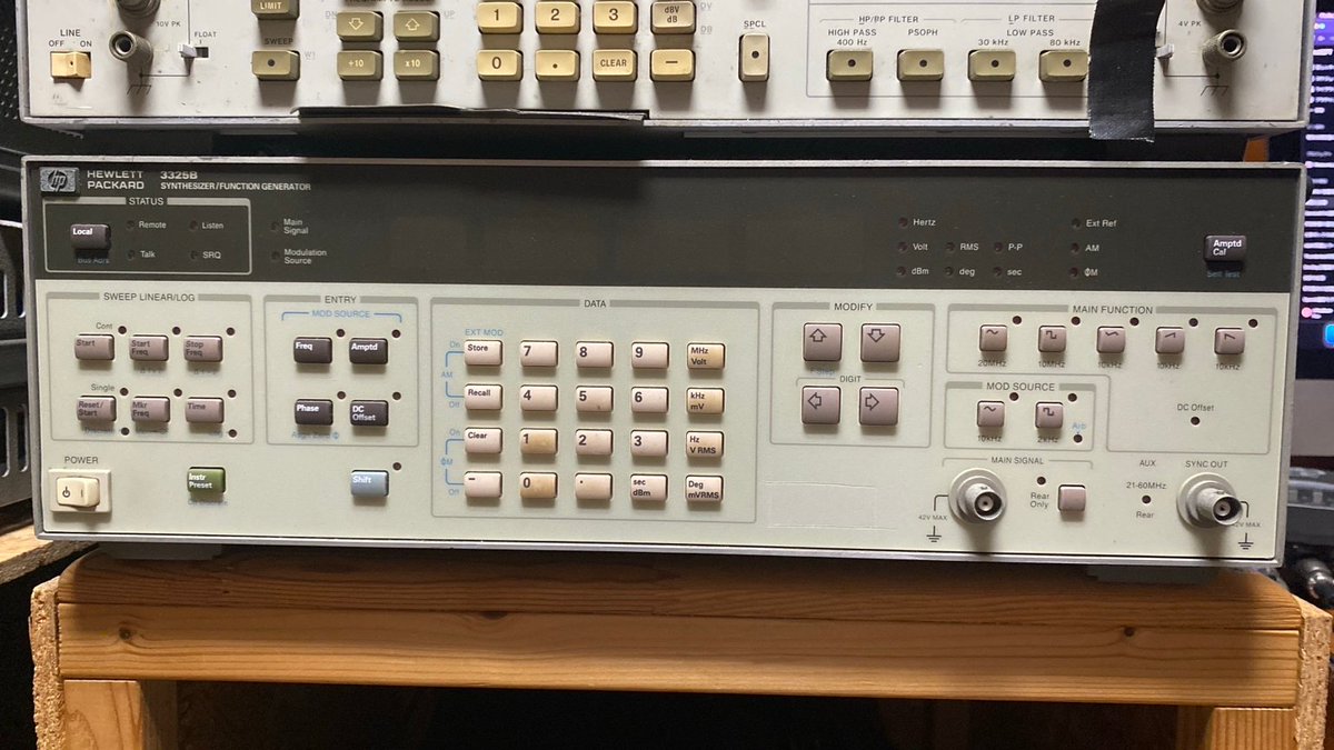 VitualSun's tweet photo. ChatGPTにカタログみたいな線画にしてって言ってみたら、HP 3325Bの線画が一発で出来た https://t.co/Ud1jkk32iU