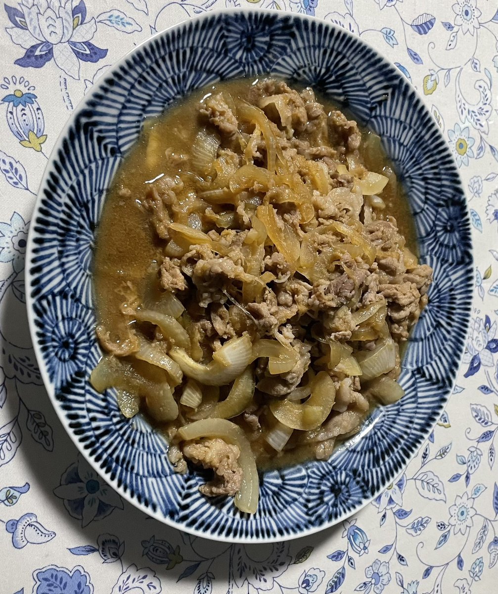 RE_nemukage's tweet photo. と言うわけで漬け込み姜焼き完成
肉がまとまってて中まで使ってなかったけどかなり味濃かった
これ塊肉でやるものであって、スライスでやるものじゃないな https://t.co/KCrzokxqT8
