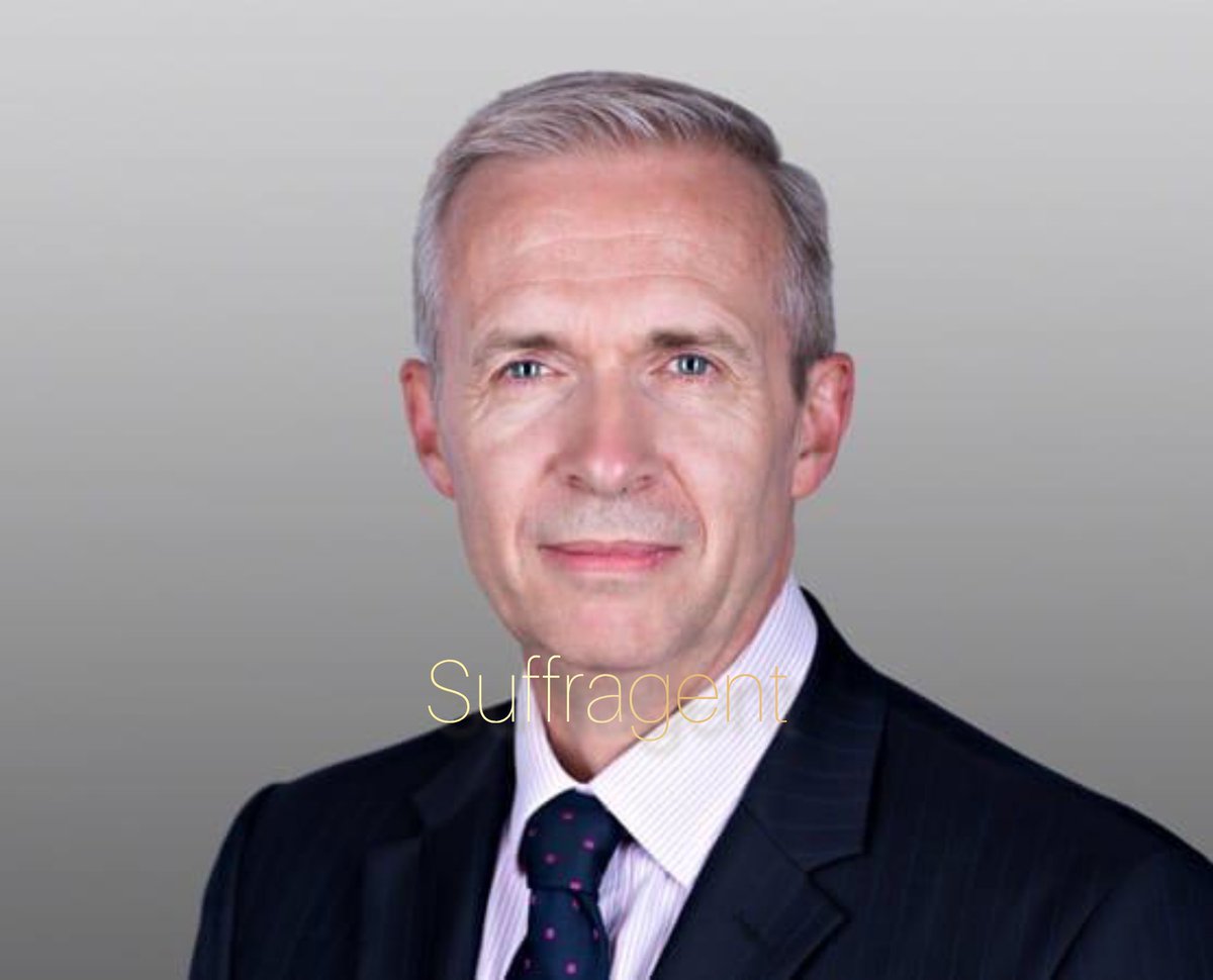 Suffragent_'s tweet photo. This is James Newton-Price KC — the judge who denied @RealDannyTommo bail.

He previously granted bail to a Pakistani GP who sexually abused patients and a funeral director who allowed bodies to rot in hot weather.

Newton-Price is a Labour supporter. 🇬🇧 https://t.co/27w1yS4mdb