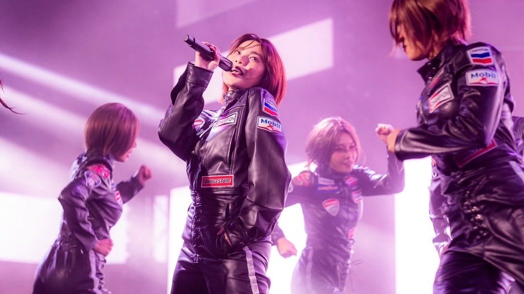 forfanschannel's tweet photo. “Wonderframe” สาดพลัง!!
พา Girl Love สู่เวทีระดับโลก สร้างกระแสฮือฮาไม่น้อย สำหรับ “Wonderframe” (เฟรม ศุภัคชญา สุขใบเย็น) กับโชว์บนเวที Thailand’s Chosen One 

อ่านต่อ : https://t.co/fJN3oLX5z9

#Wonderframe
#UprisingEntertainment https://t.co/XbAj2tTUUZ