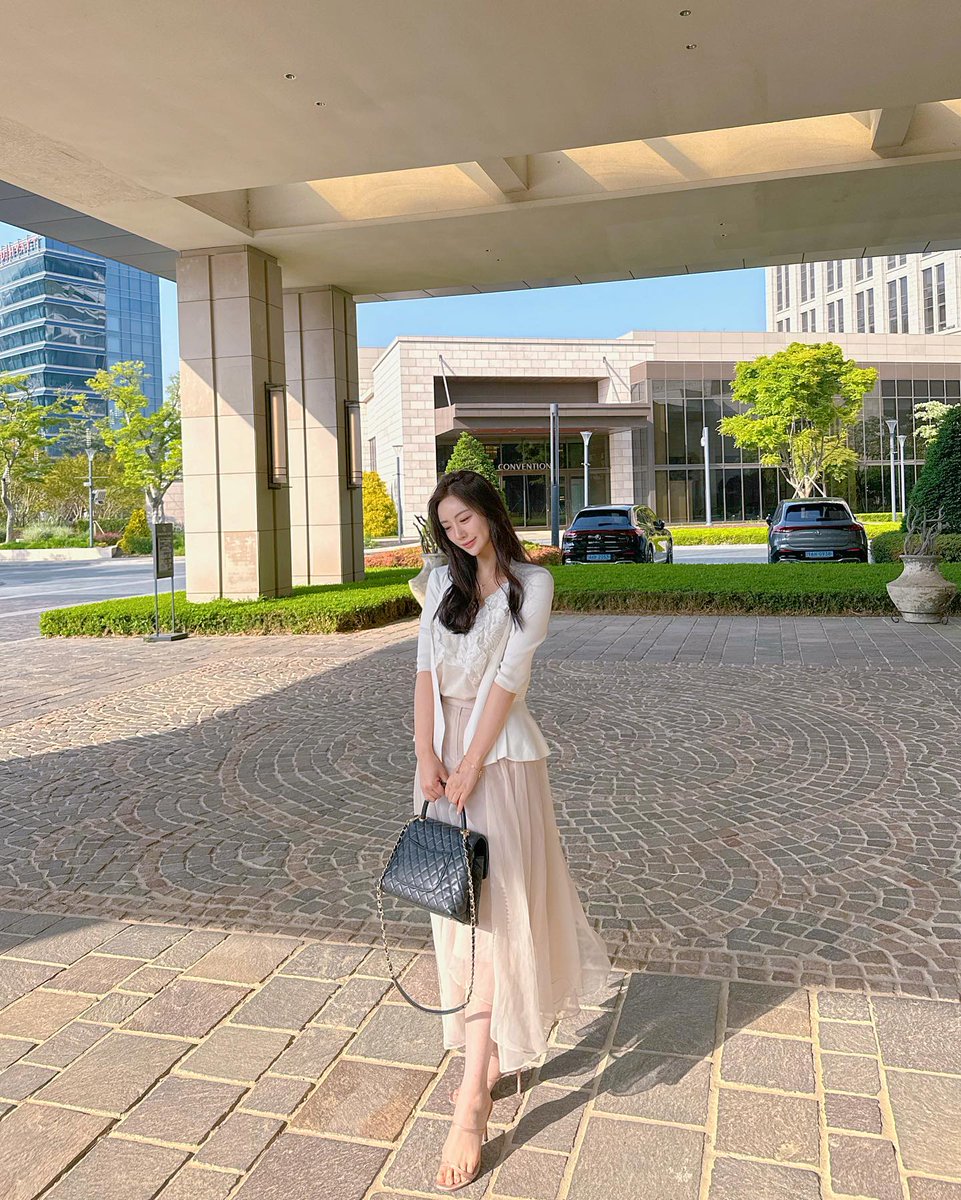 KathaMoraes's tweet photo. 星空よ���君の瞳のほうがずっと綺麗だね。 ✌️☕
oyLQj https://t.co/7AI0TcCHuz