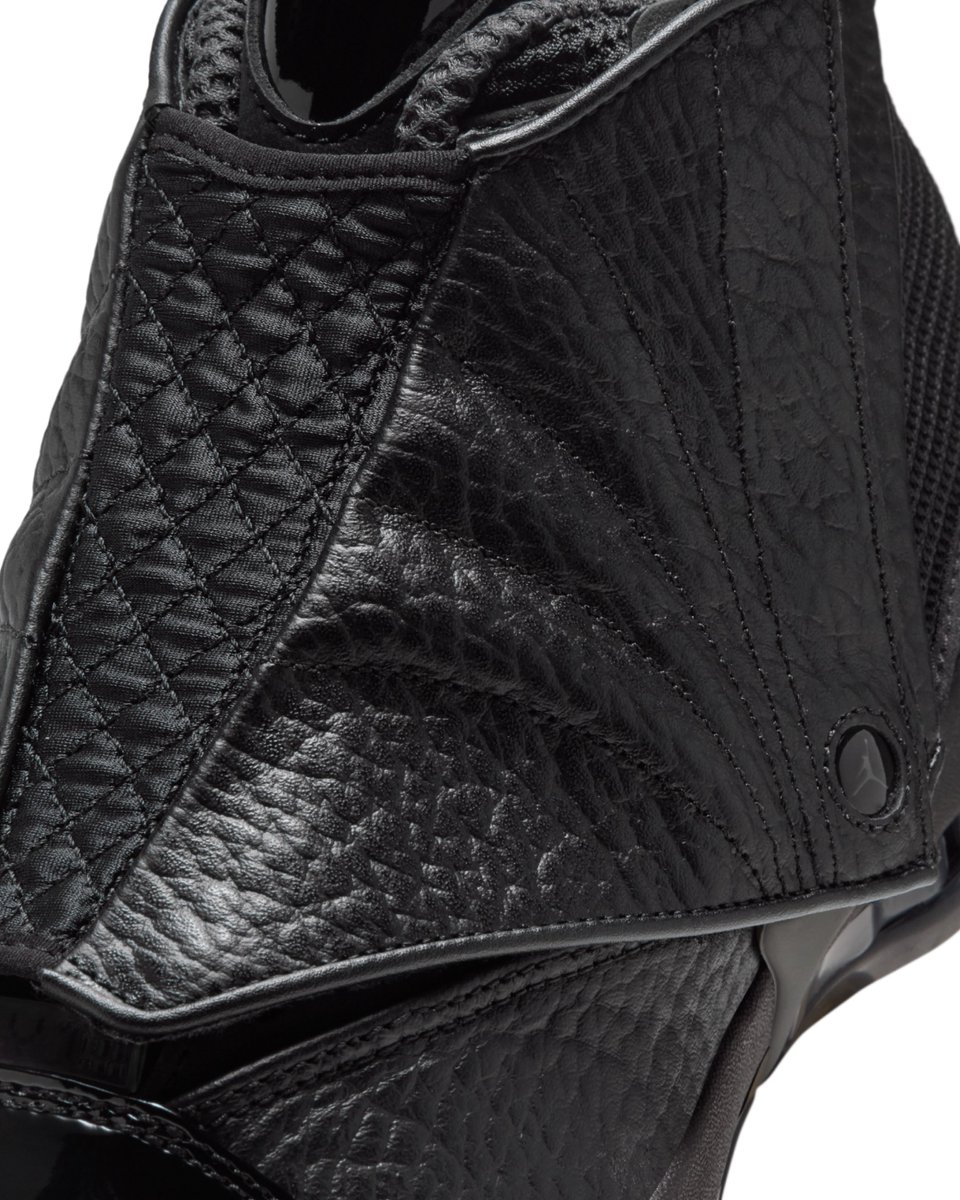 zSneakerHeadz's tweet photo. 2026 Air Jordan 16 SP “Black Pack” official images! 👀🔥🔥

Releasing on October 3rd. 🐈‍⬛ https://t.co/SwrBnnaMEq