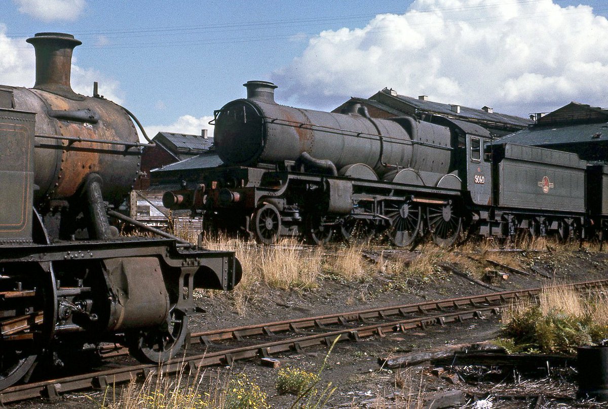 trainsongsbook's tweet photo. 'I used to be the main express, all steam and whistles heading west
Picking up my pain from door to door
Riding on the storyline, furnace burning overtime'
- 'This Train Don't Stop There Anymore' by Elton John (2001)
- 📷 Swindon, England, 1964, taken by David Christie https://t.co/rF4LODGI9S