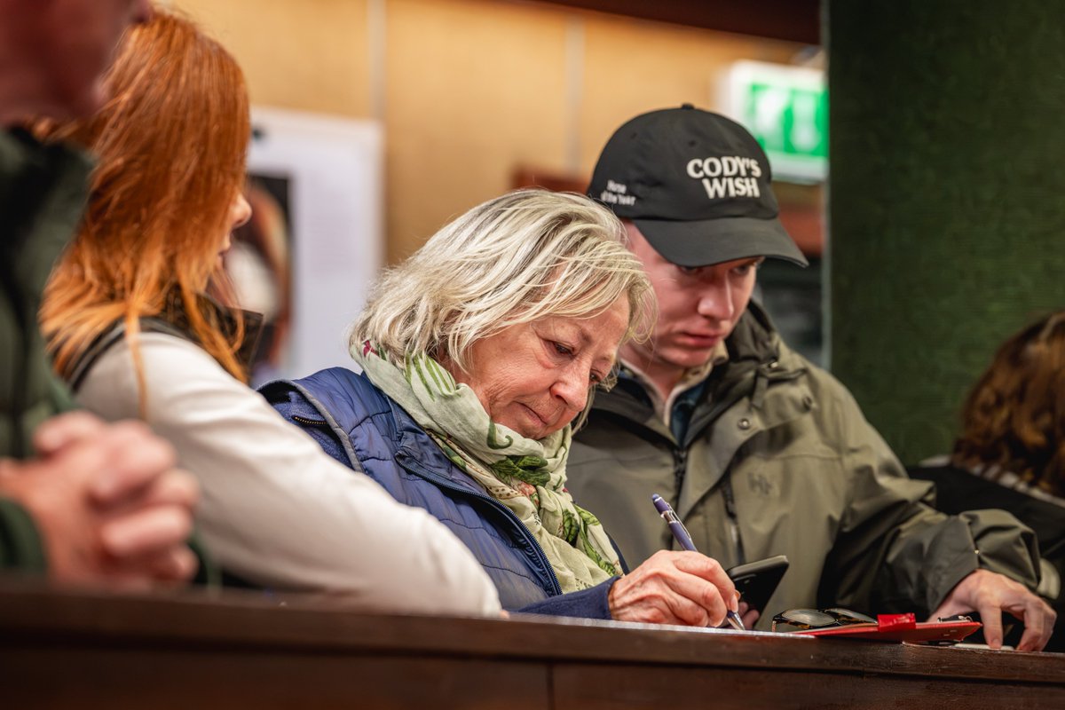 Goffs1866's tweet photo. Mags O'Toole signs the docket on behalf of Rob Acheson's Kilnagornan Stud for Lot 279 (Sioux Nation x Starlite Sienna), sold by Riversfield Stud for €390,000. 

#ThinkOrby https://t.co/GbHXAF5VSo