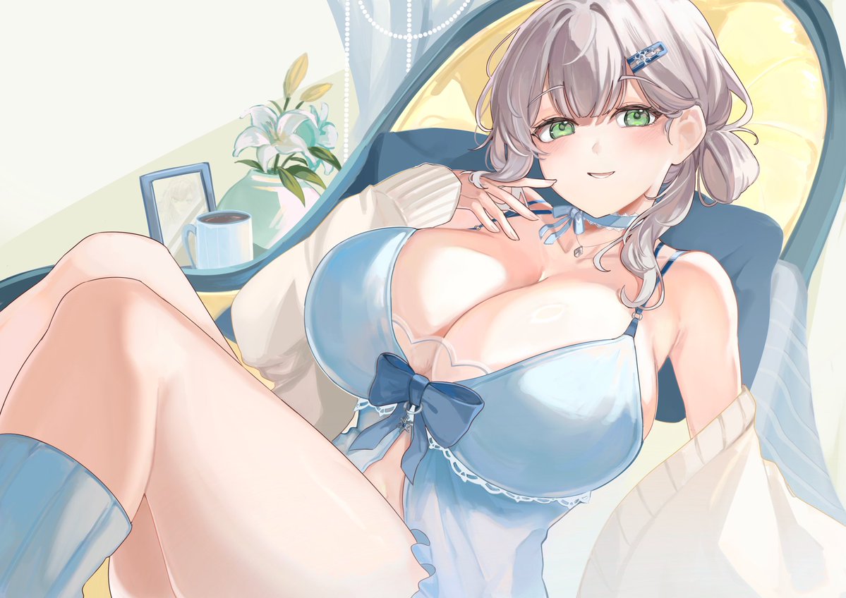 anyisina's tweet photo. 団長の膝の上で寝たい⟡.·  #ノエラート https://t.co/X48sRlkeNl