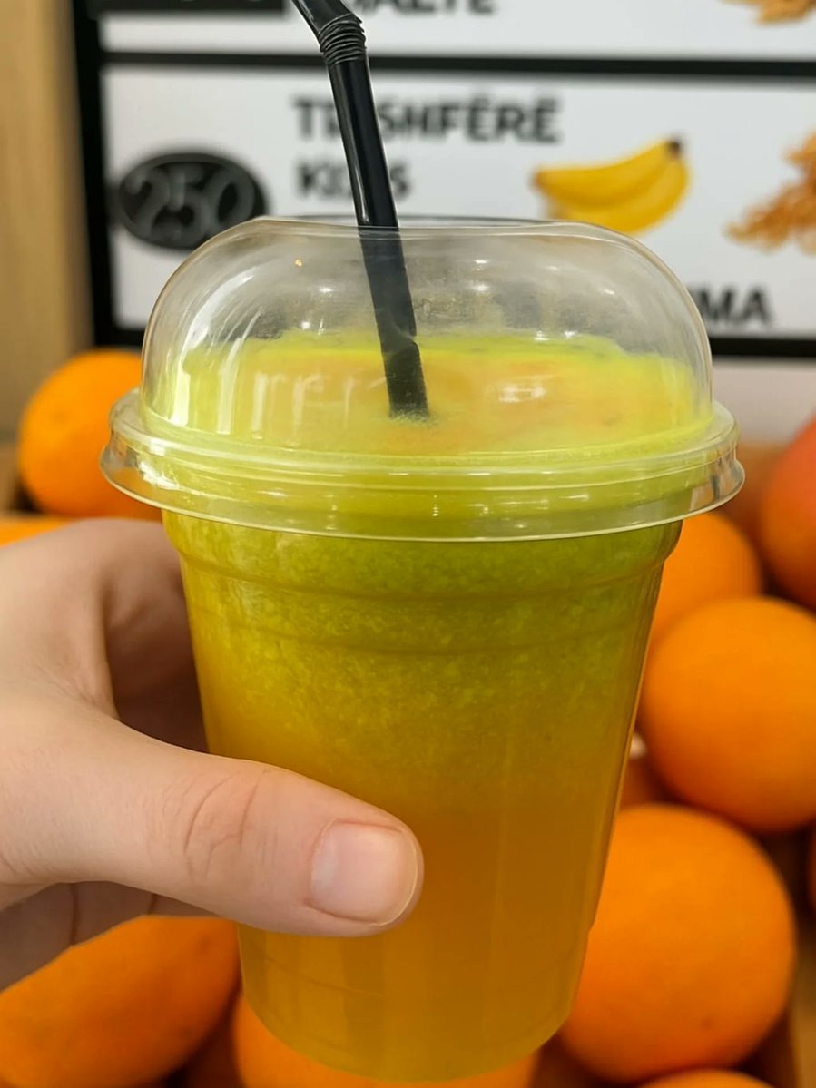 williamroduuhh's tweet photo. Fresh Orange &amp; Apple Juice

A perfect blend of the apple’s natural sweetness and the freshness of orange. Rich in vitamin C, antioxidants, and natural energy, this juice supports immunity and brightens your mood throughout the day. Ideal for https://t.co/1Rbbb99RBN