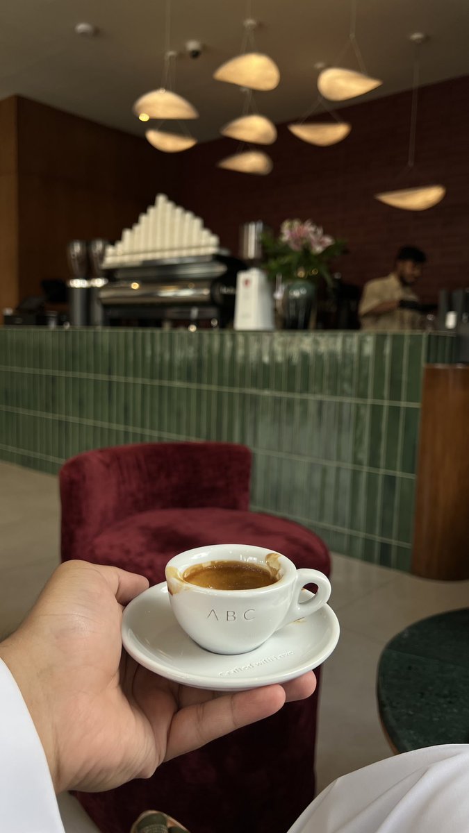 can_5a's tweet photo. قـــهـــوة مـــســـاء          ☕️ https://t.co/1XFawNG5mP