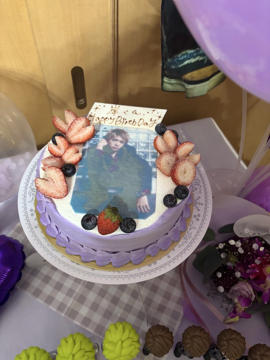 ichi_KC929_1111's tweet photo. 岸くんおめでとう✨
お祝いしてきたよーーーーー🤟🤟🤟🤟

#KC_HBDay
#岸優太誕生祭2026
#YutaKishi https://t.co/GspZ6LhK3D