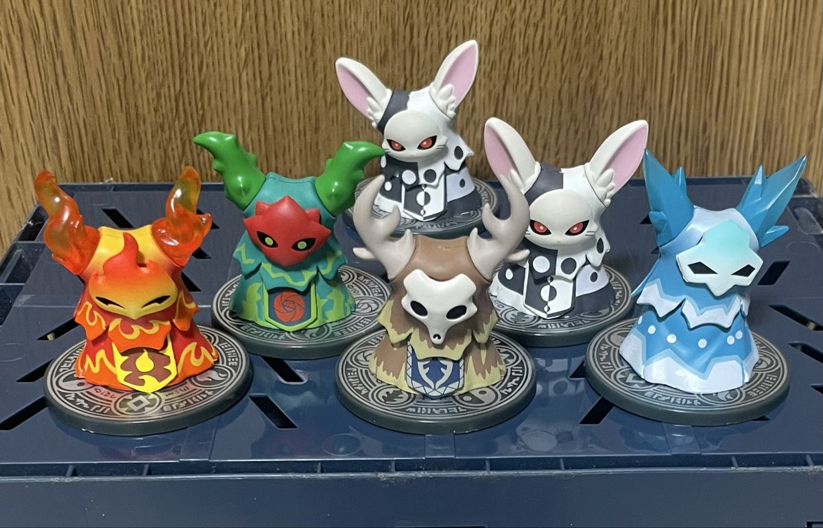 dandandanbo's tweet photo. ビルドウィザーズ2
結果は…
6回で5種フルコンプ

5回分両替し握りしめ
初手ラビット
からの
4回目にダブり
5回終了時残りフロスト
嫌な予感がするも
追加1回目でコンプリート

組立結果
マスク部分が取れやすいのが
いくつかあったような
あと体上部の右脇辺りの部分が
ちとずれてる気も…

だが良き https://t.co/UIR0ErLG1Z