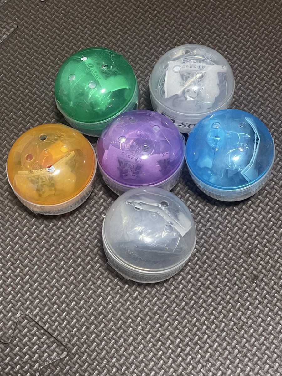 dandandanbo's tweet photo. ビルドウィザーズ2
結果は…
6回で5種フルコンプ

5回分両替し握りしめ
初手ラビット
からの
4回目にダブり
5回終了時残りフロスト
嫌な予感がするも
追加1回目でコンプリート

組立結果
マスク部分が取れやすいのが
いくつかあったような
あと体上部の右脇辺りの部分が
ちとずれてる気も…

だが良き https://t.co/UIR0ErLG1Z
