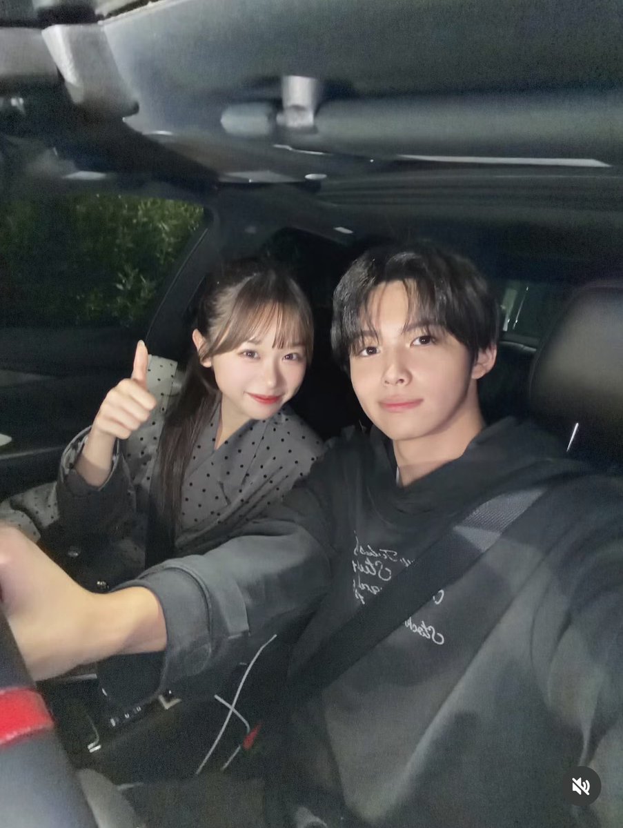 nyannyaobaby's tweet photo. 乗せてる😭💖はるとが彼氏の顔でねねちゃんが彼女の顔してる😭😭😭8ヶ月おめでとう❣️ #はるねね https://t.co/NVhhsJ4rZm