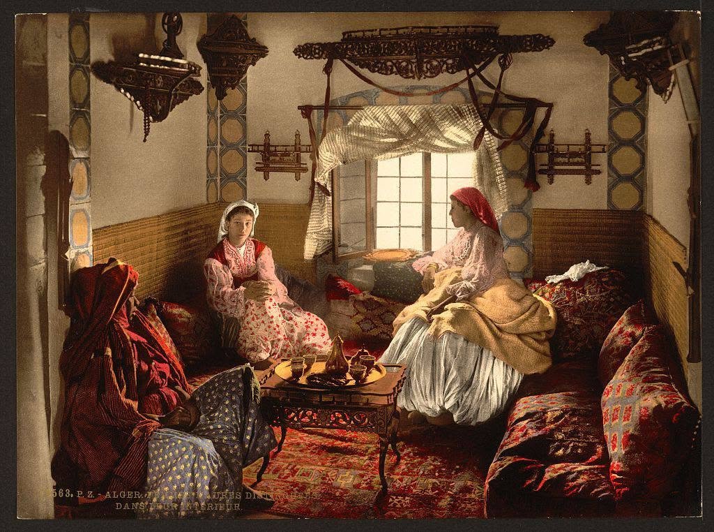 ericthomex's tweet photo. Photos colorisées montrant des femmes d'Alger, 1899
#Algeria🇩🇿 https://t.co/vHcjomWDTw