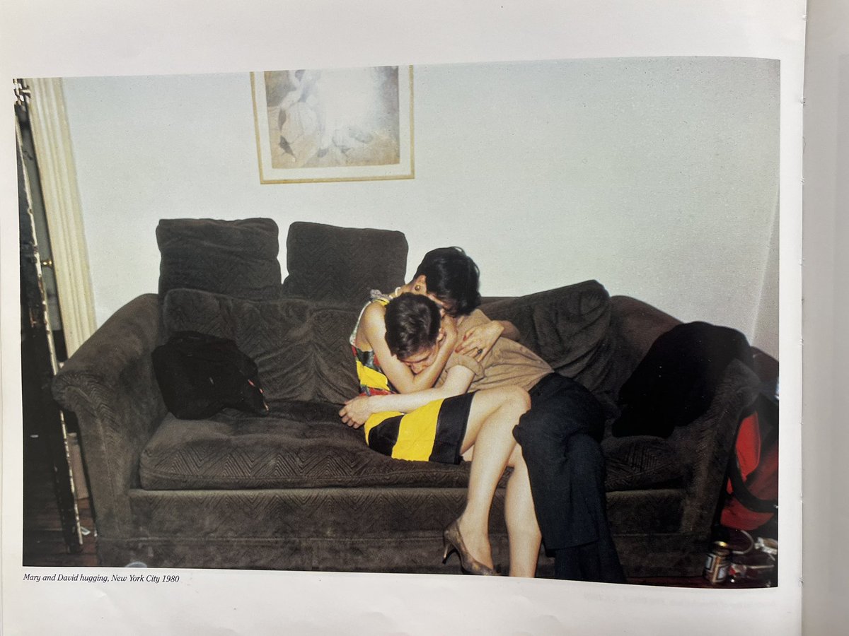 borntofilm_'s tweet photo. ders arası doomscrolling eylememek için 2 saat kütüphanede fotoğraf ve resim kitapları kaydırdım bunlar da nan goldin’den sevdiğim fotolar https://t.co/jMKLrRzirr