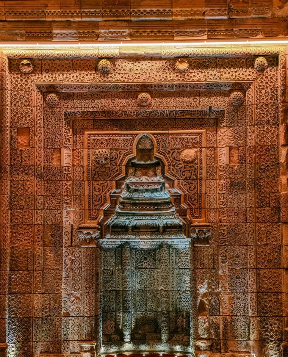 mahfiyyennn's tweet photo. Niğde / Sungur Bey Mosque. https://t.co/IFoyGsCEru